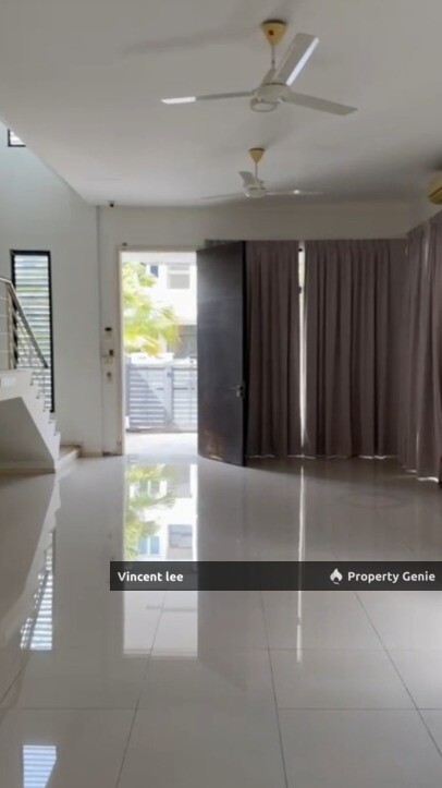 Eden Jalil, Taman Puncak Jalil, Seri Kembangan, FREEHOLD 3 Storey Terrace, 10 Minutes Drive to Pavilion Bukit Jalil