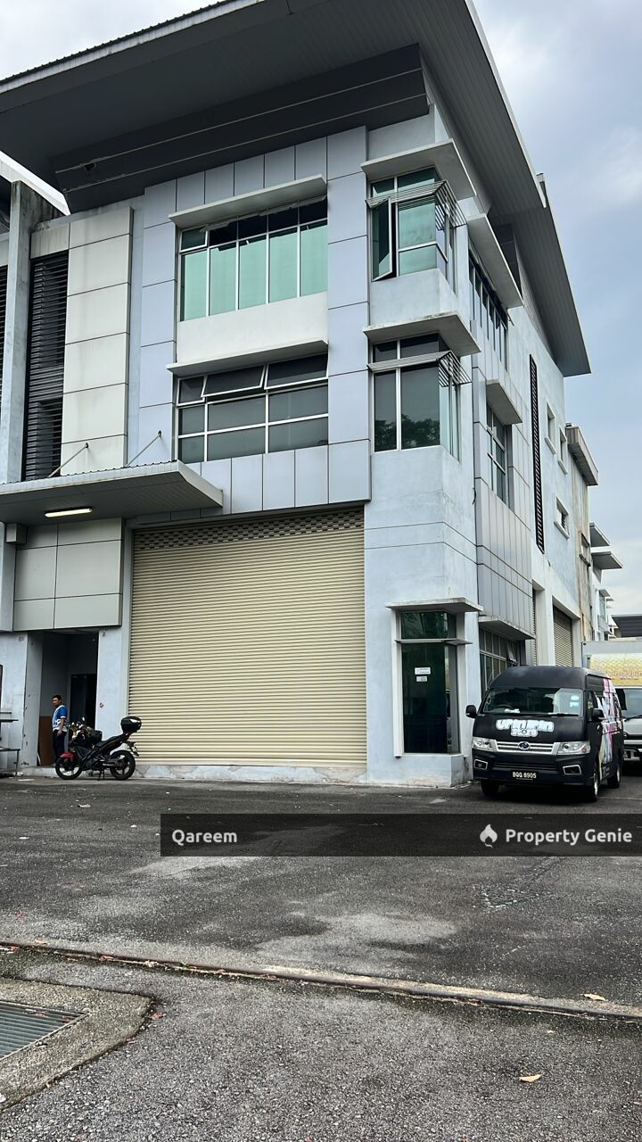 3 Storey Semi D Factory Warehouse U8 bukit Jelutong Shah Alam