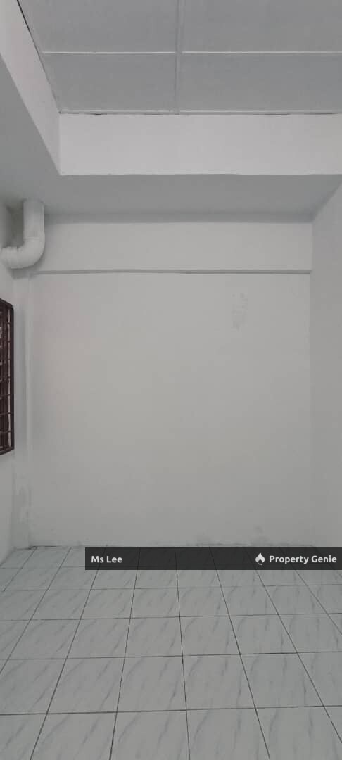 3rd floor Shop Apartment RM 350 (Pasar Malam)-Taman Sentosa @ Klang-Ready Now