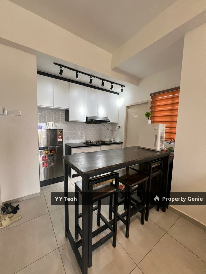 The Quartz Residence Kampung Lapan 3R Unit