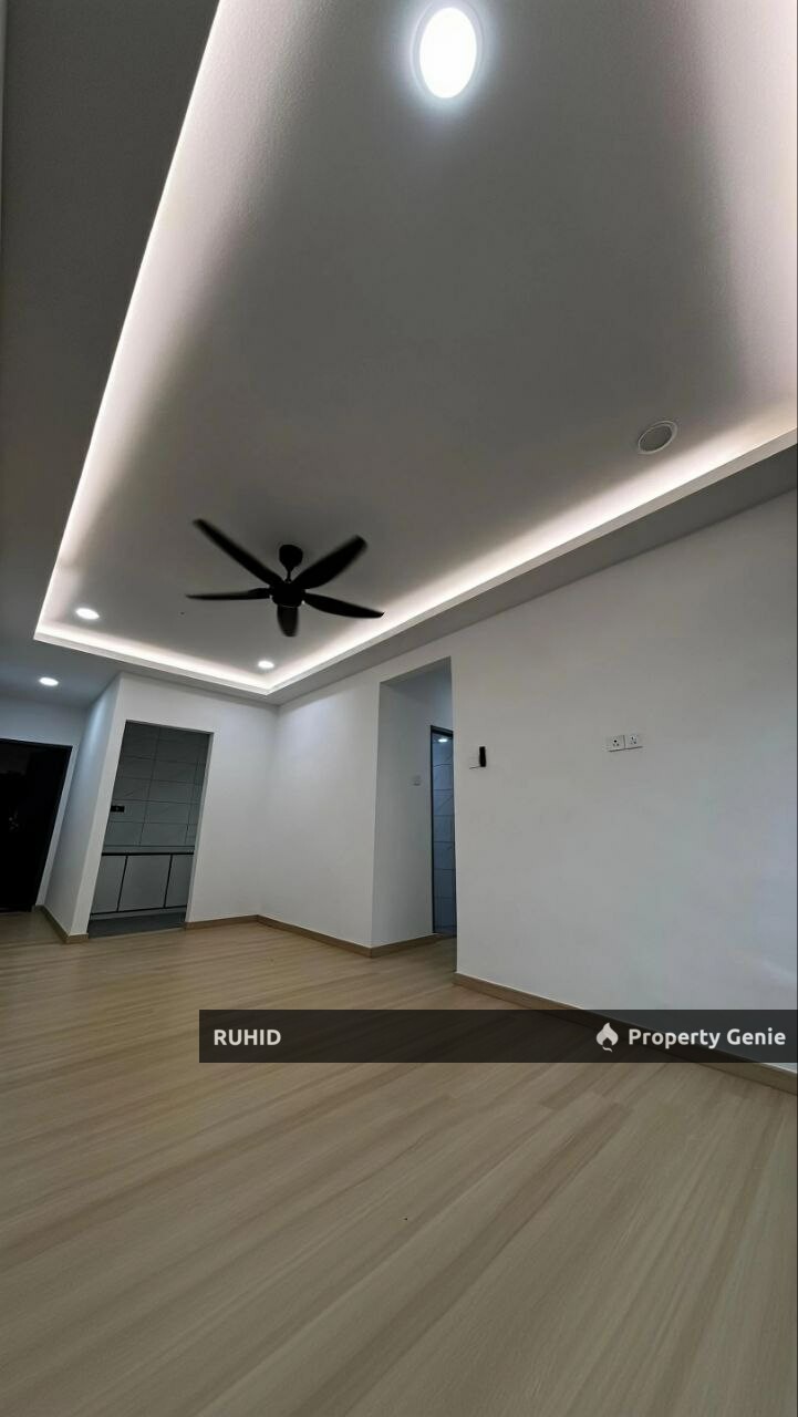 [RENOVATED] Taman Flora Heights , Bandar Seri Alam