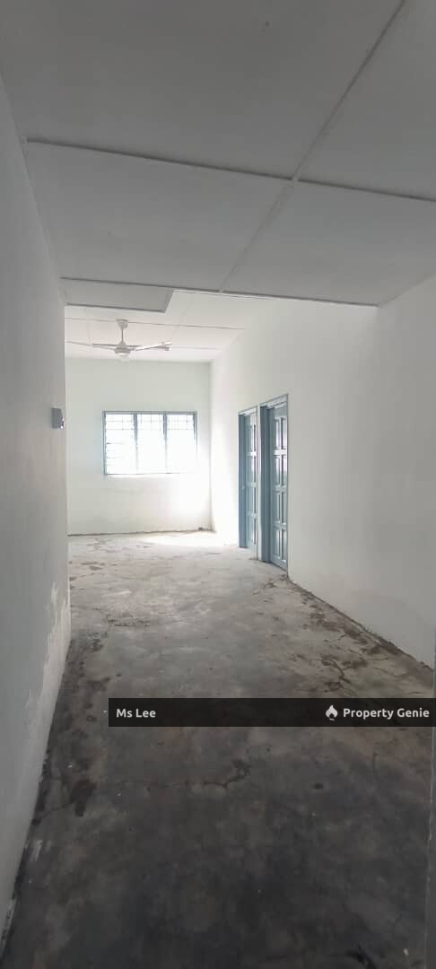3rd floor Shop Apartment RM 350 (Pasar Malam) -Taman Sentosa @ Klang- Ready 15/7 or 31/7