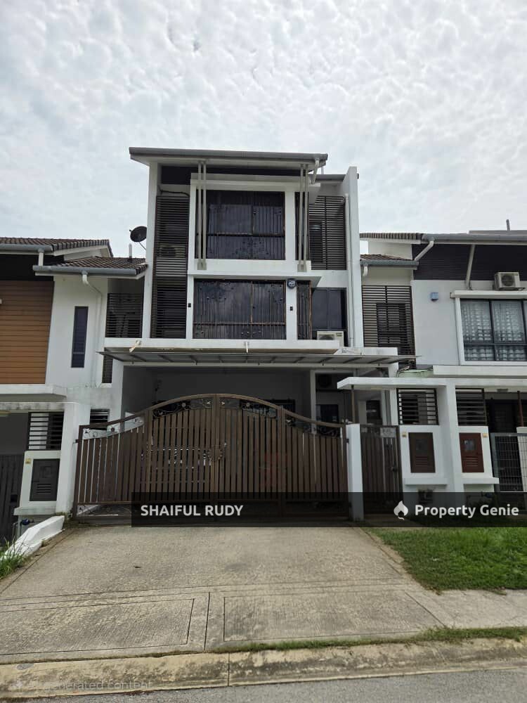 Triple Storey Ivy Terrace @ Denai Alam, Shah Alam