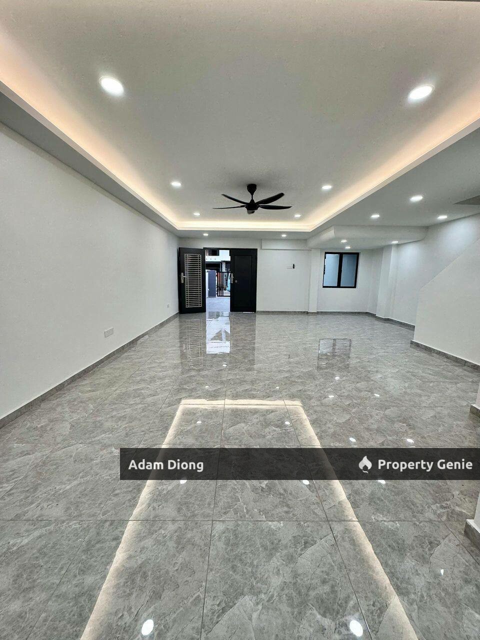 Jalan Permas 12/11, Bandar Baru Permas Jaya