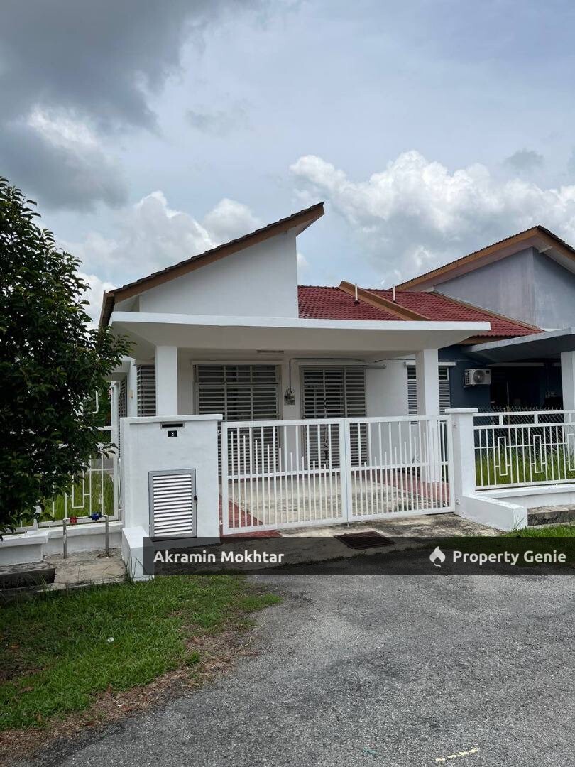 Single Storey Semi-D (with extra Land) Taman Indah Puteri, Sepang