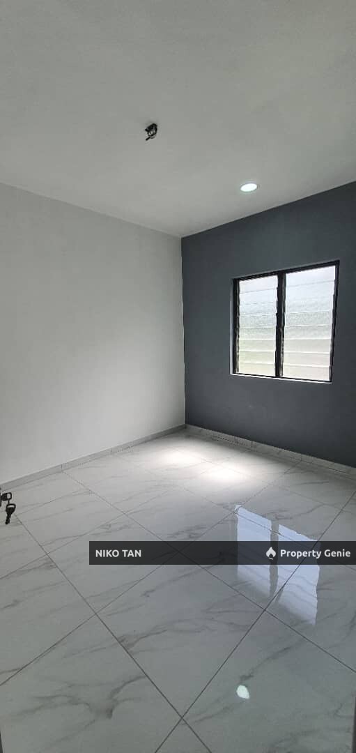 Blok 10 Taman Flora Heights, Seri Alam