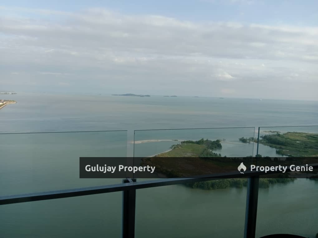 Seaview Studio Room Unit At Silverscape Service Condominium For Sales