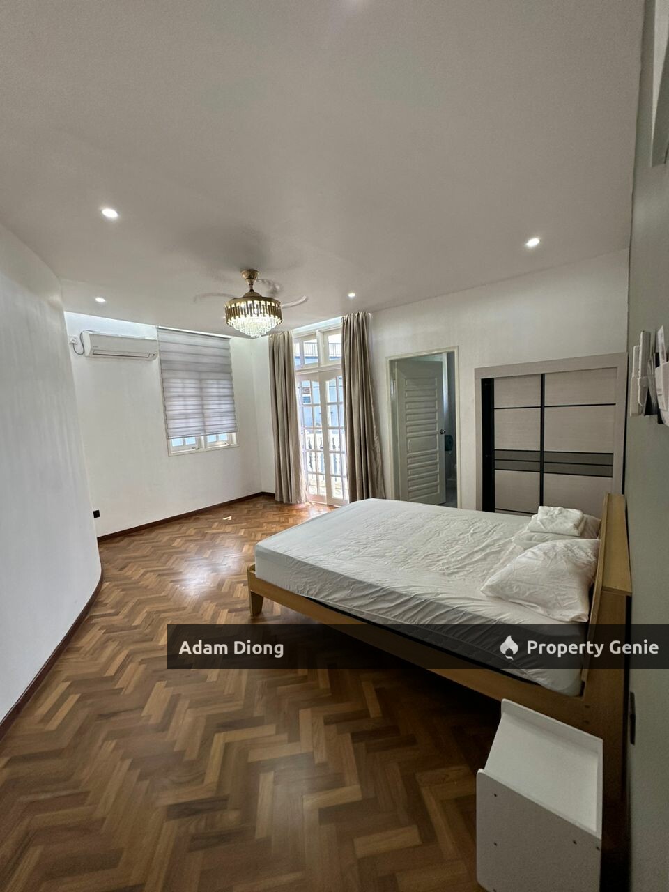 3 Storey Bungalow House