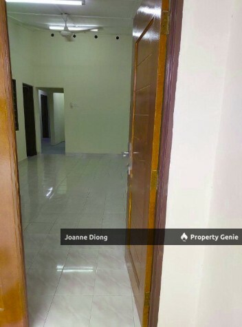 Sek 8 PJ Single Storey House