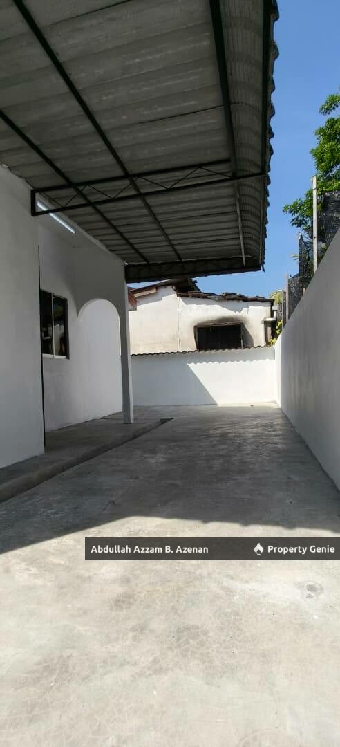 SINGLE STORY SEMI D TAMAN BAYAM LUNAS