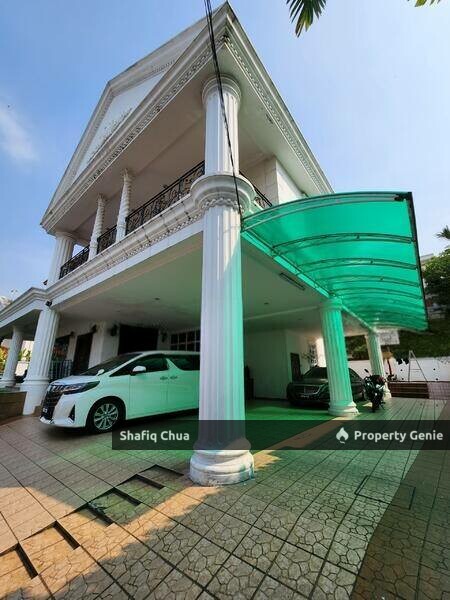 A Highly Sort After Neighbourhood Bungalow House in Taman Bukit Seputeh KL