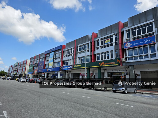 Bandar IOI Bahau 2 & 3 Storey Shop