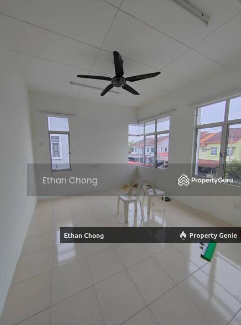 SAUJANA UTAMA 3 TERRACE PARTIAL FURNISHED HOUSE FOR RENT