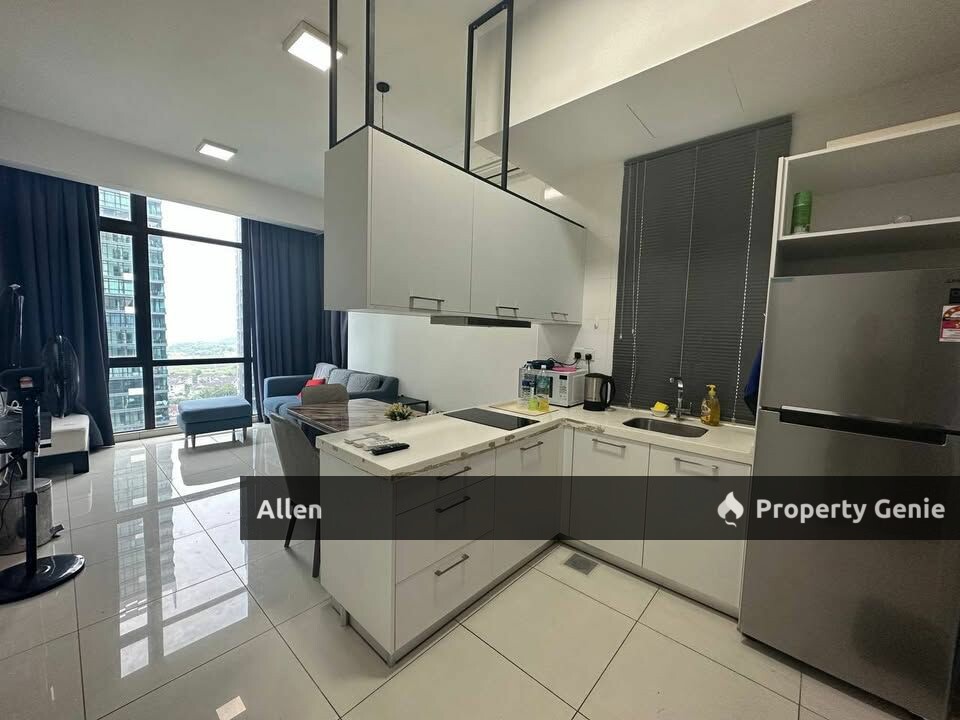 Marina Cove, JB Town (Tower C) Corner unit with Part Sea Facing