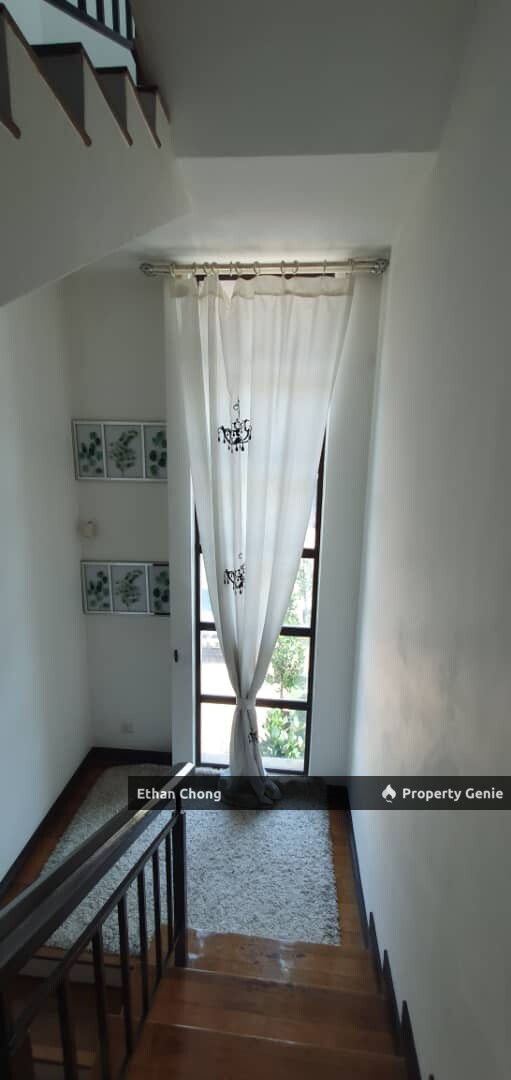 USJ 17 Restree 2 1/2 Storey Semi D House For Rent