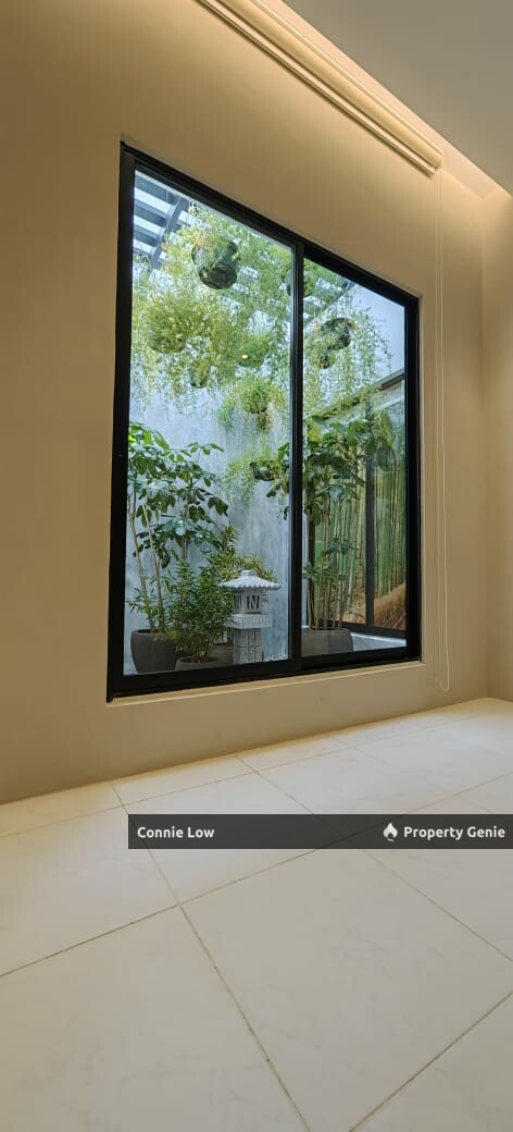 Full Loan Showunit New Double Storey Terrace House FREE All Legal Fees and Stamp Duty