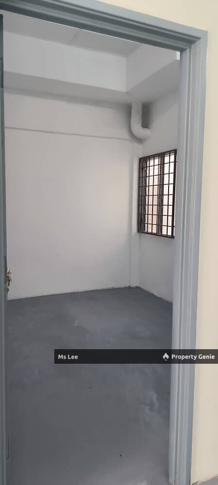 3rd Floor Shop Apartment RM 350 (Above 99 Speedmart)-Taman Sentosa @ Klang-Ready 15/8 or 1/9