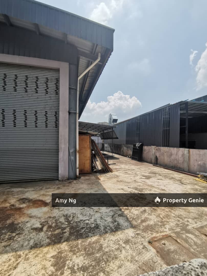 Factory Single Semi D For Sale Lahat