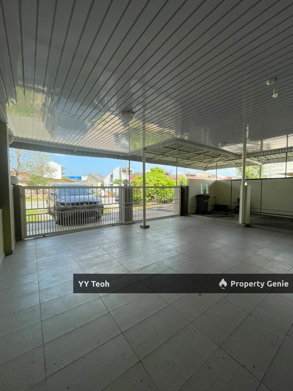 Melaka Baru Single Storey ENDLOT with EXTRA LAND