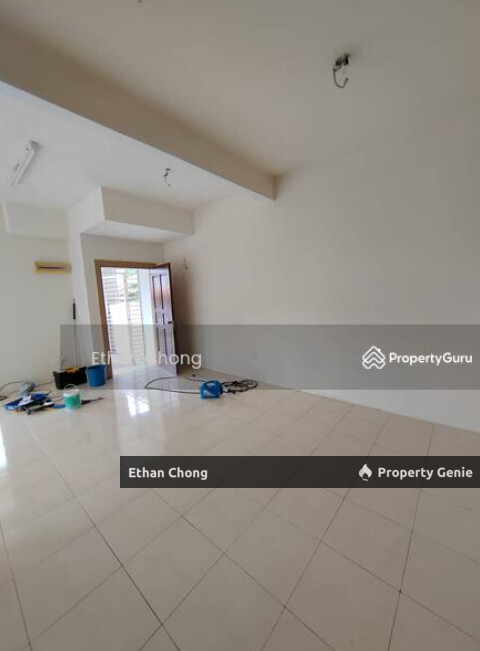 SAUJANA UTAMA 3 TERRACE PARTIAL FURNISHED HOUSE FOR RENT