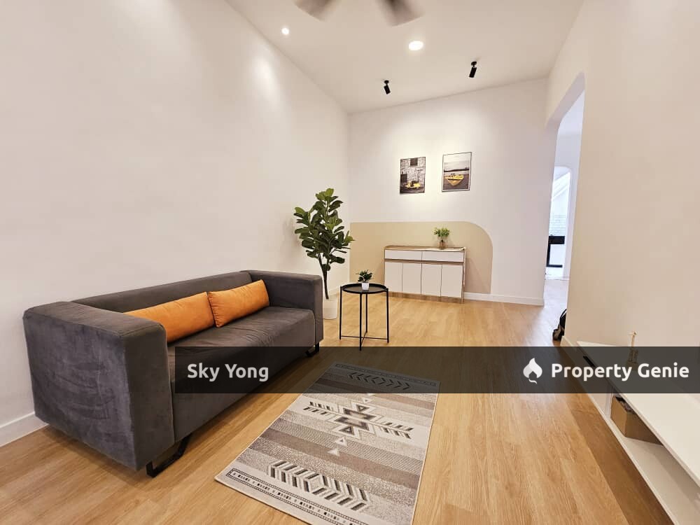 Tmn Sri Rambai 1-stry Partially Furnished For Rent