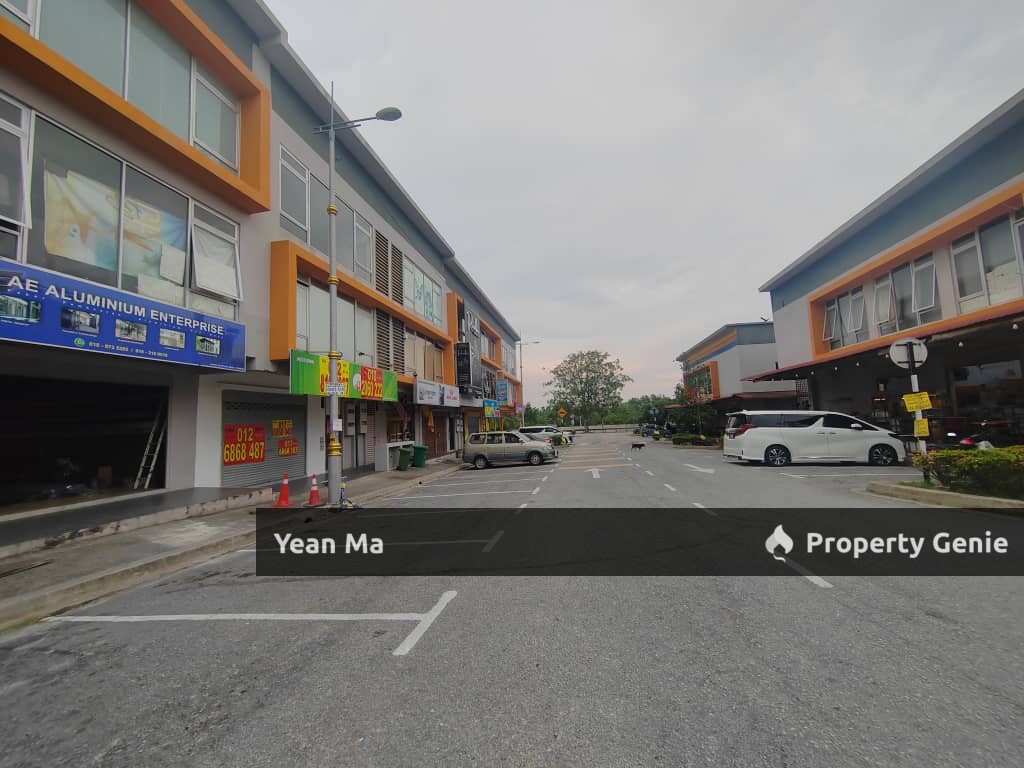 For Ren ✨t(G Floor)3 Storey Shoplots M Avenue (M1) Bandar Tasik Puteri (Good Location)
