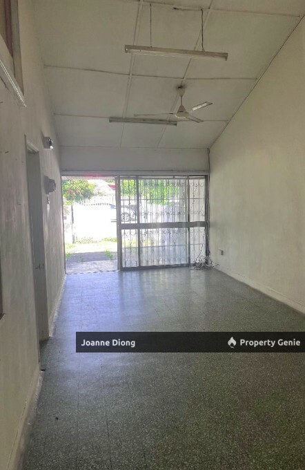 JALAN SS5A SINGLE STOREY TERRACE HOUSE