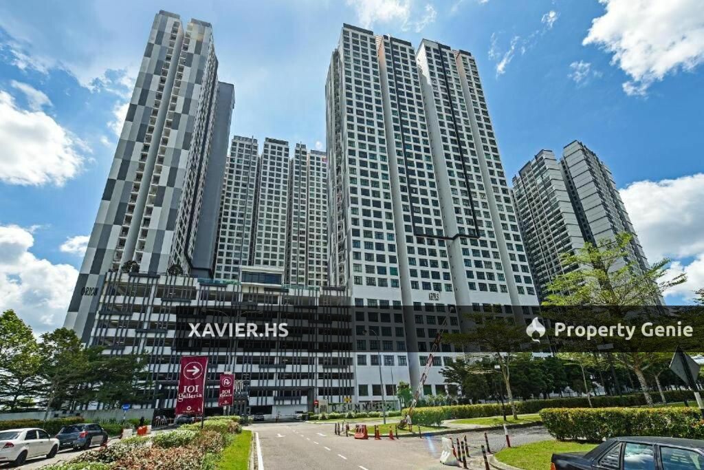 D Summit Residences Kempas Utama