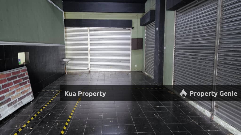 Corner Ground Floor Shoplot for Rent! Location at Pandungan