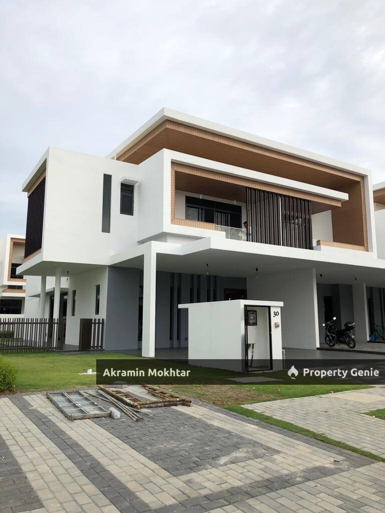 END LOT & PARTIALLY FURNISHED | Double Storey Superlink House TERRAZA Eco Sactuary, Telok Panglima Garang, Jenjarom