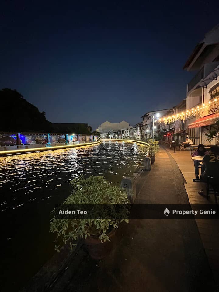 Jalan Kampung Pantai For Sale