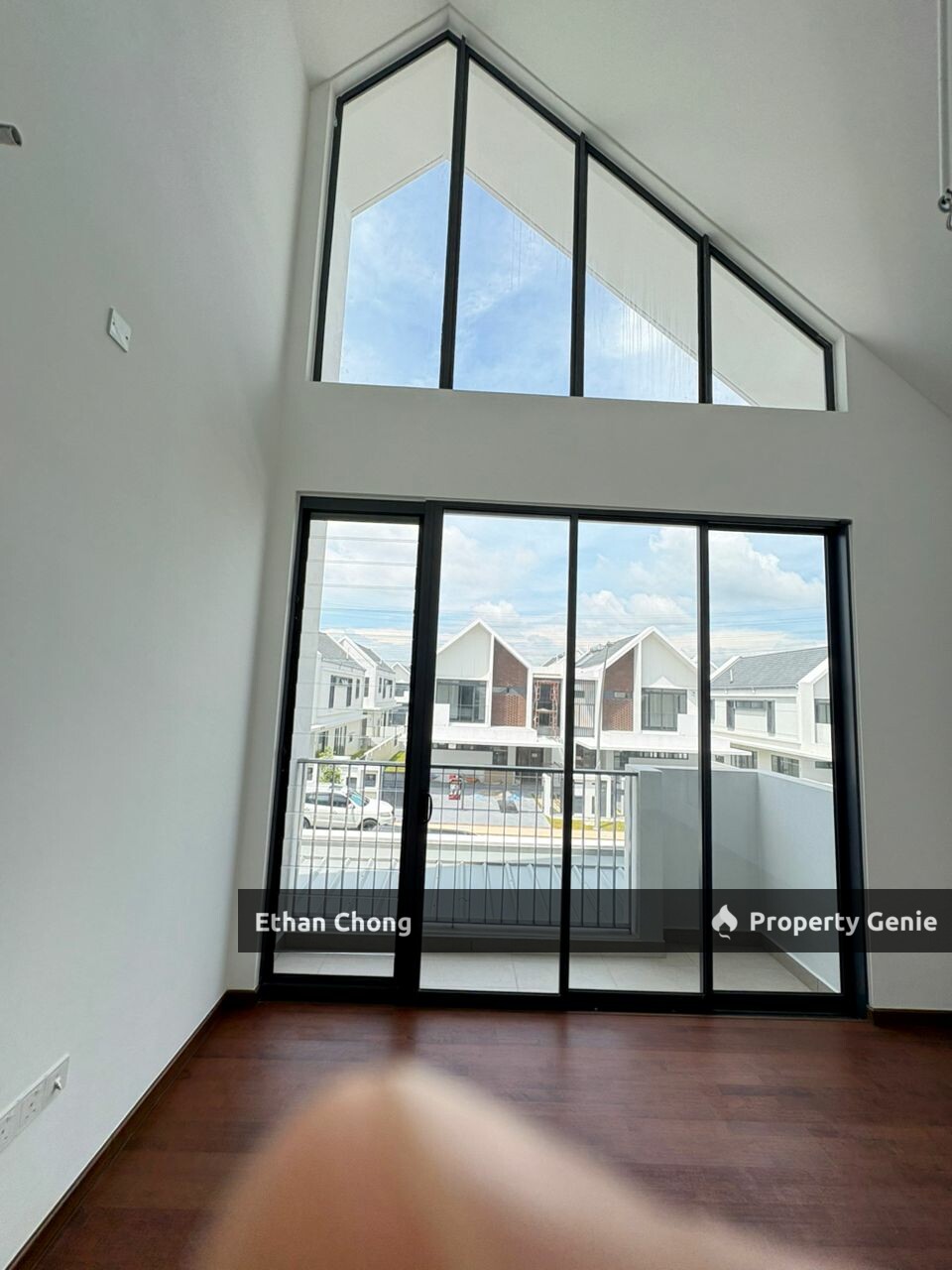 The Eight Elmina Modern House For Sale