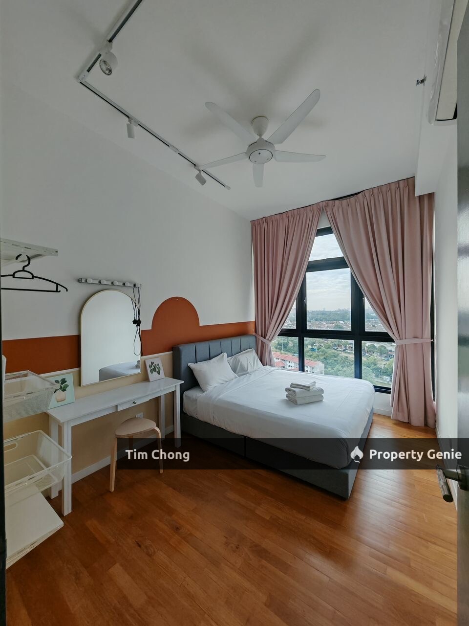 Paradigm Mall楼上的公寓, 走路下来就能shopping了🥳位置四通八达🚗 全装修 领包入住都没问题👜