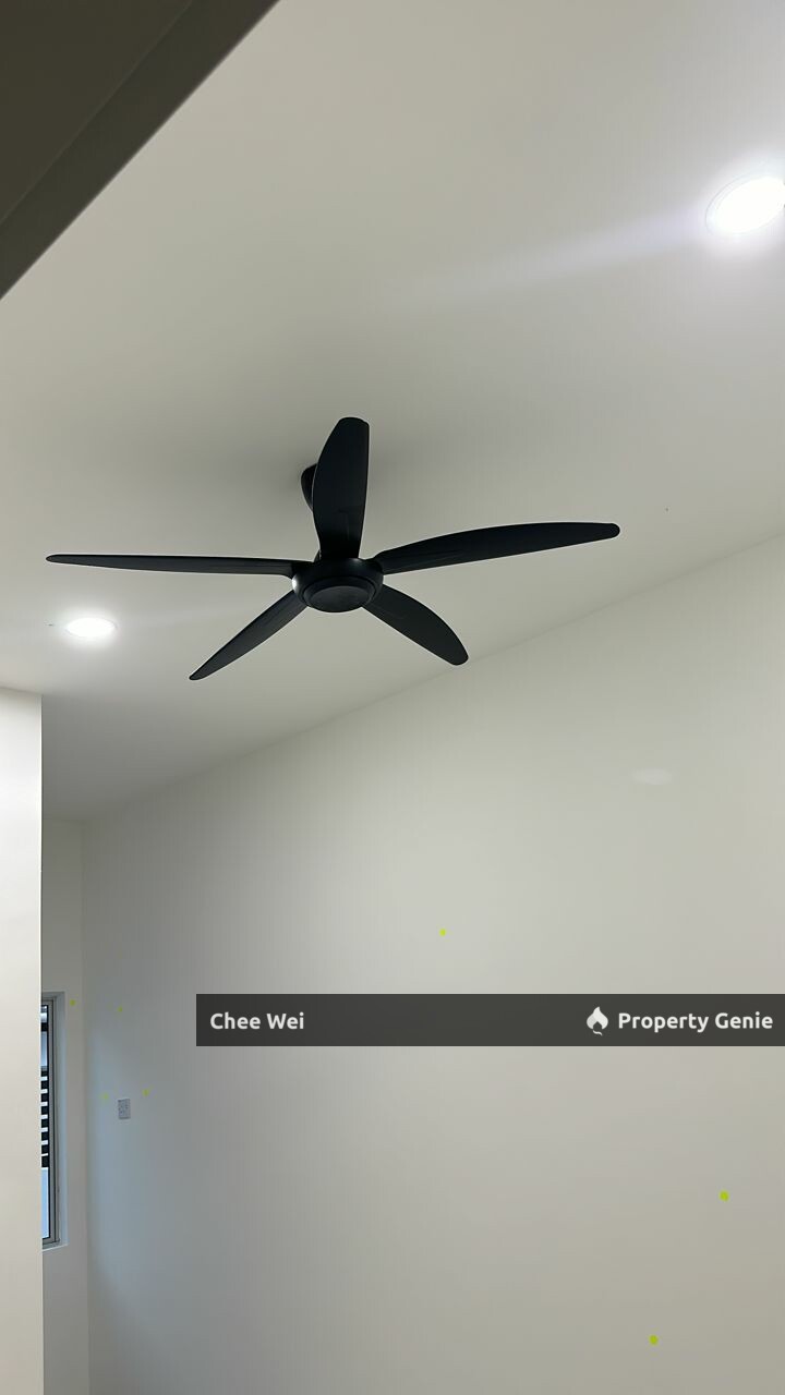 IPOH @ Jalan Meru Tropika Double Storey Terrace For Rent