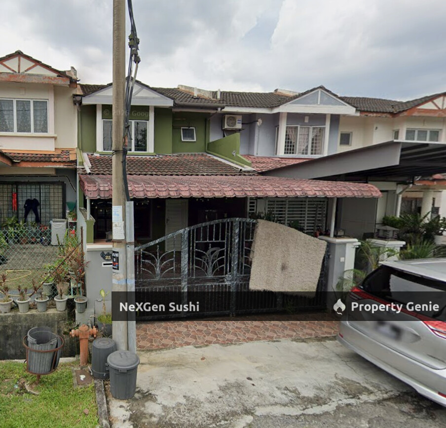 2 Storey Terrace @ Bandar Tasik Kesuma Save RM 137,000