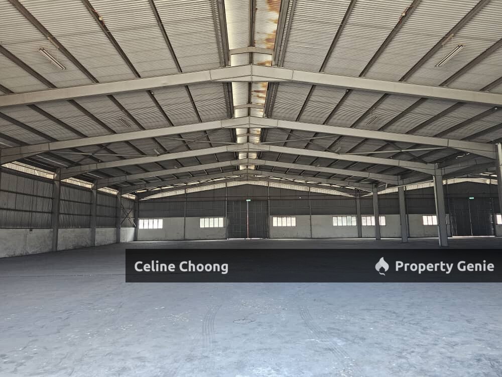 Kluang, Johor, Factory and warehouse