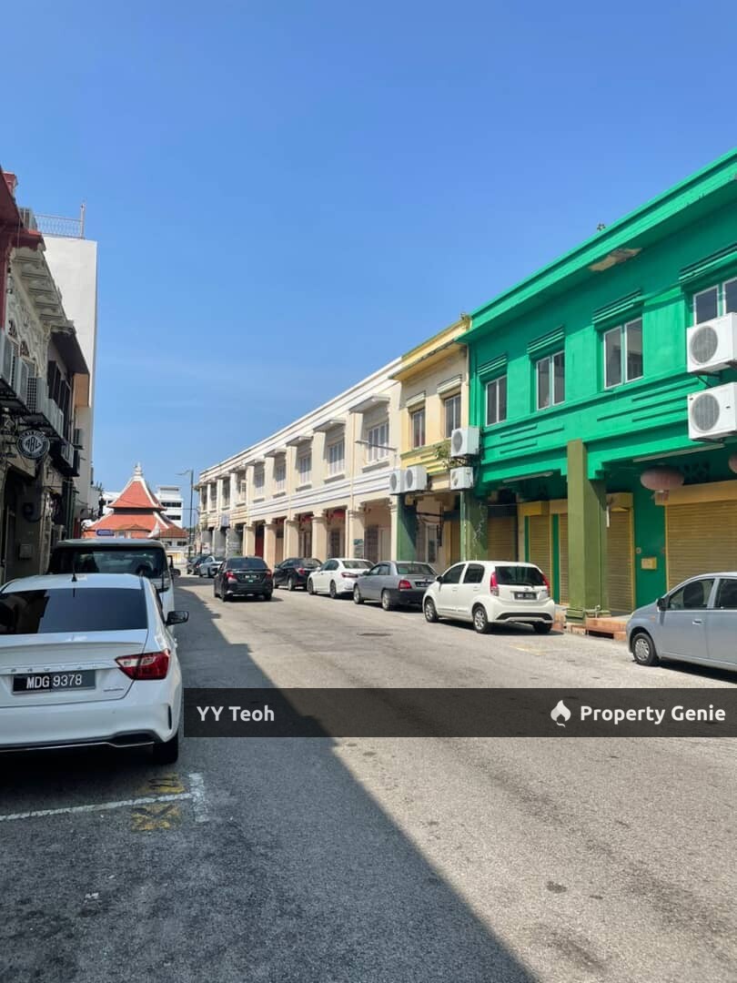 Kampung Hulu Double Storey Shoplot