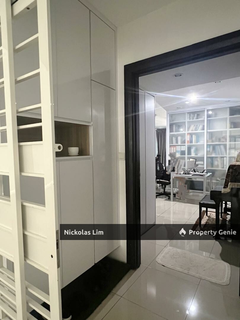 Studio unit, 820sqft, good size, Strategic location, Bayan Lepas, Penang