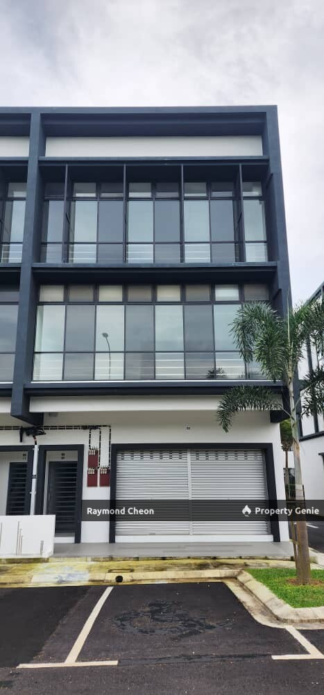🏠✨Second-hand almost new Bandar Cemerlang three-storey shop is here🤩🤩✨✨Already has tenants🤩🤩