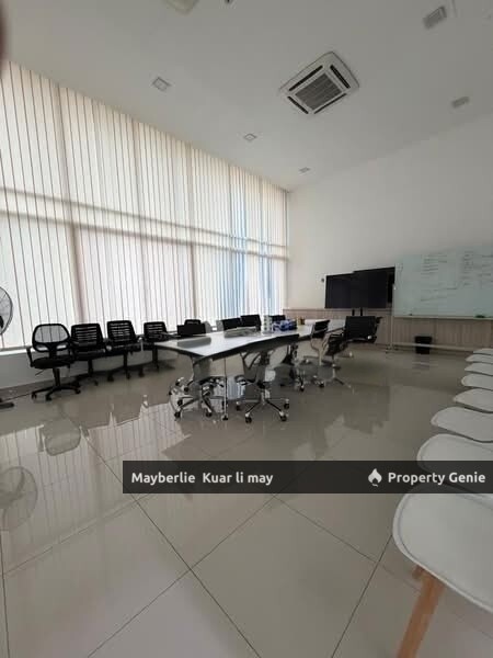 RENT RM45K 3. 5 Storey Semi-D Factory at Seksyen 51, Petaling Jaya