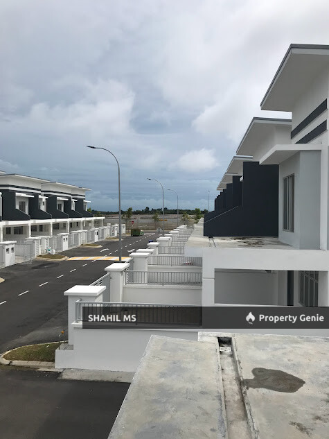 sp0093 || BANDAR PENAWAR JOHOR || TAMAN SRI PENAWAR || RUMAH TERES DUA TINGKAT || END LOT || BUMI LOT || LEASEHOLD || RM530,000