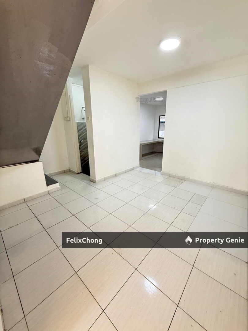 Taman Megah Ria 2 Sty Low Cost,Jalan Cenderai,Masai,Renovated