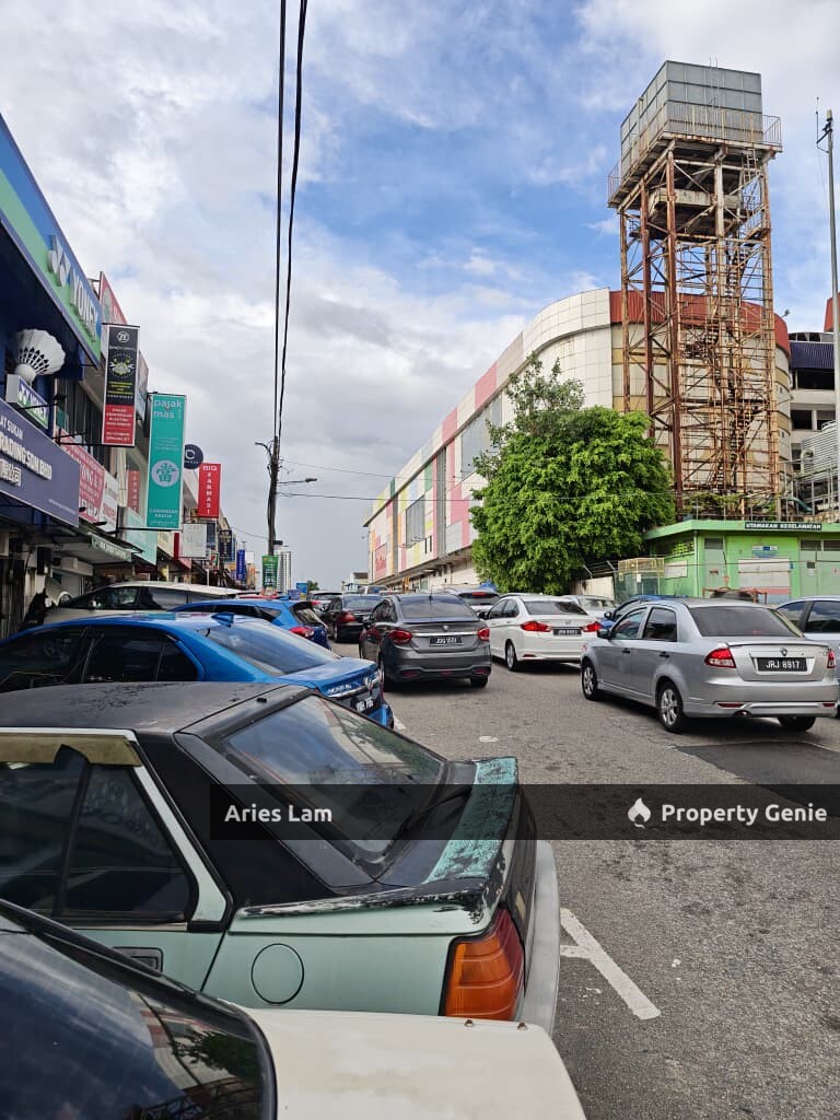 2 Storey Shoplot @ Taman Sentosa / JB Town /Near Taman Pelangi / Century Garden