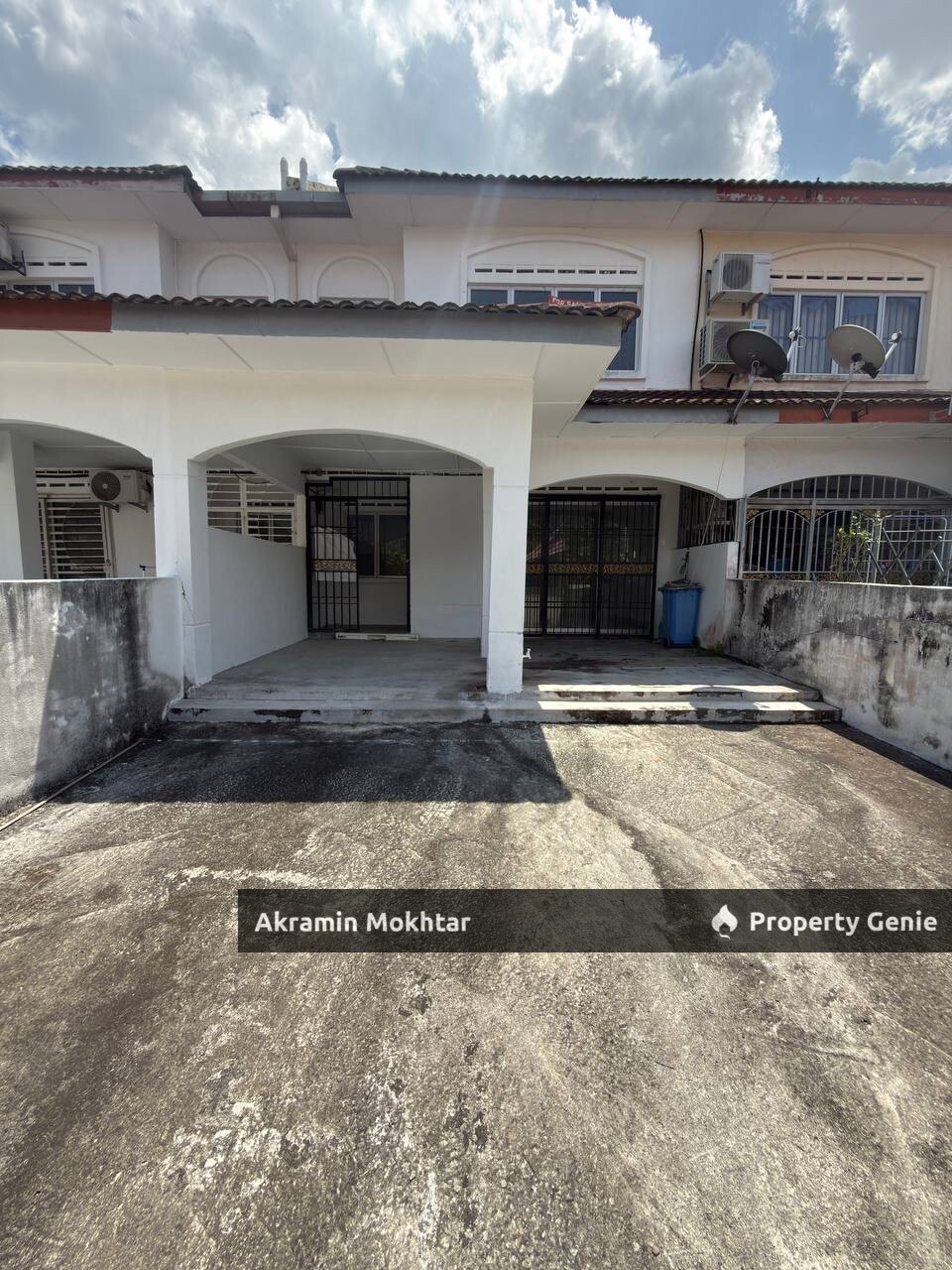 Double Storey Bandar Seri Ehsan Banting, Selangor