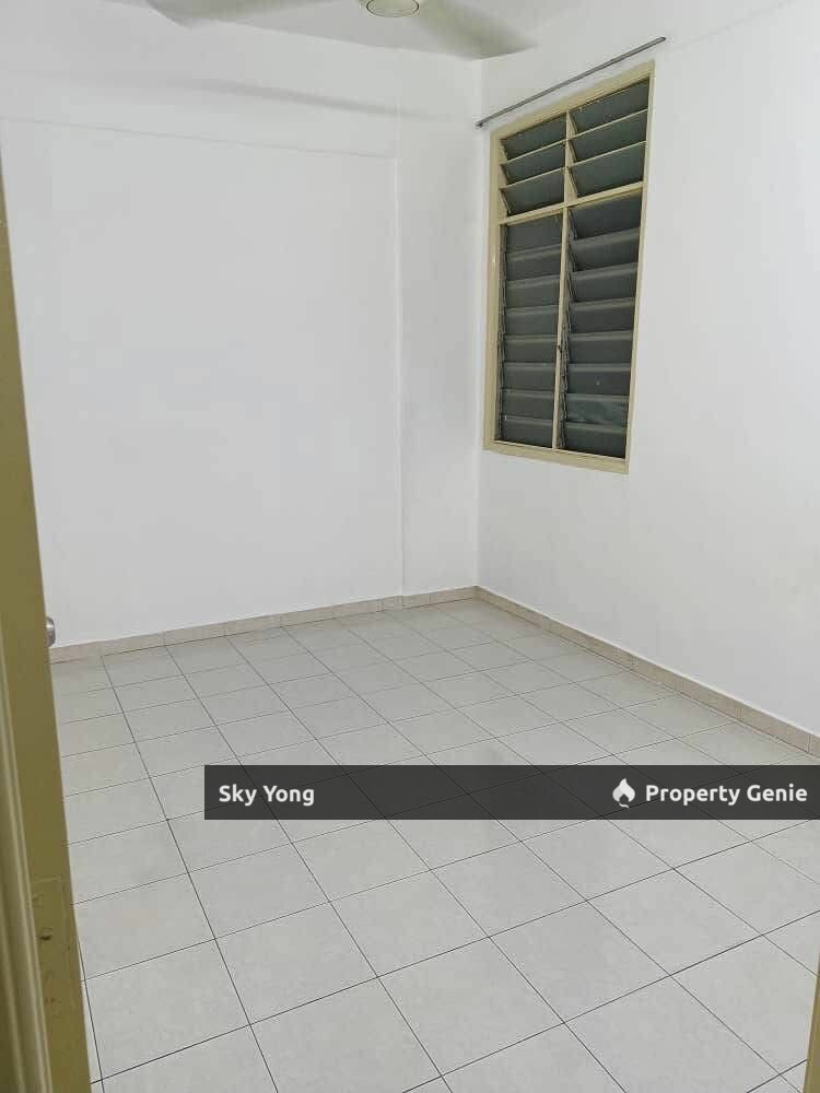 Pangsapuri Sentral Apartment Partially furnished For Rent