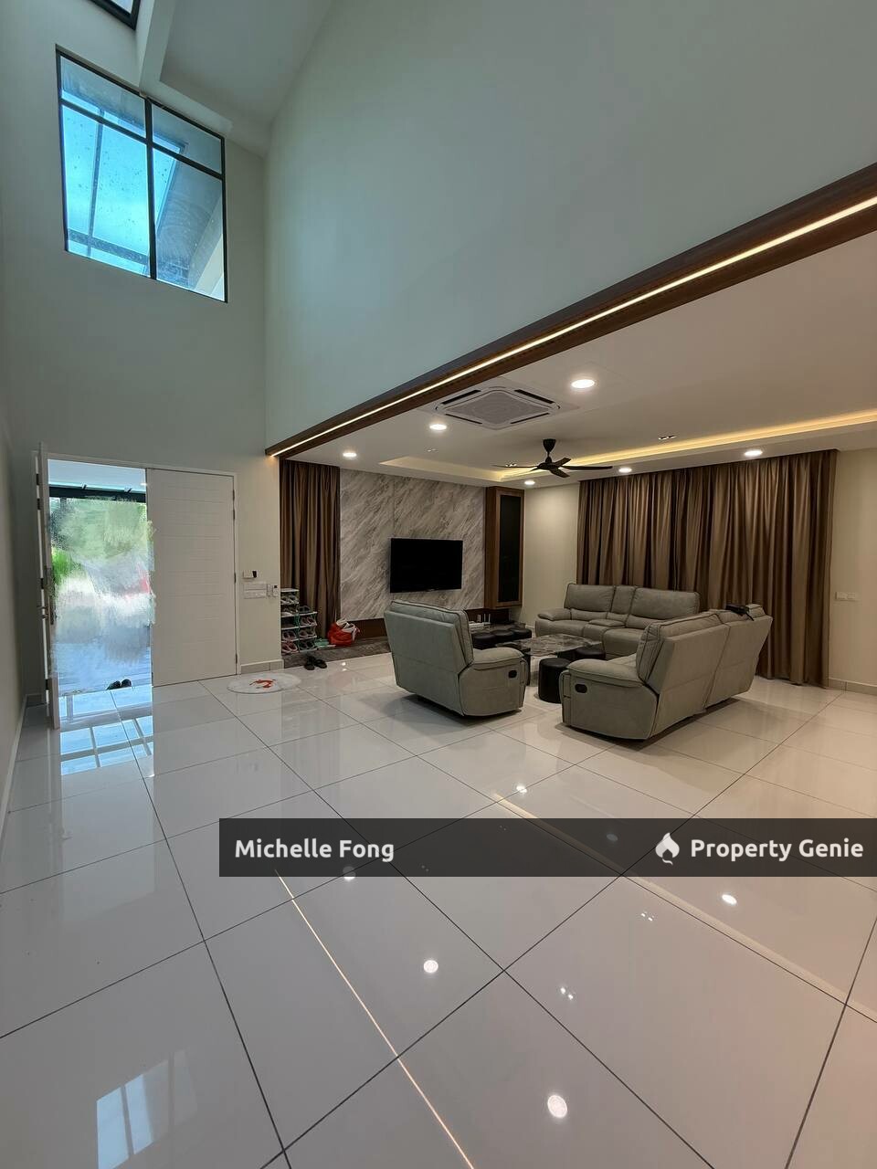 Sutera One @ Taman Sutera Utama / Skudai / 3 Storey Semi Detached For Sale