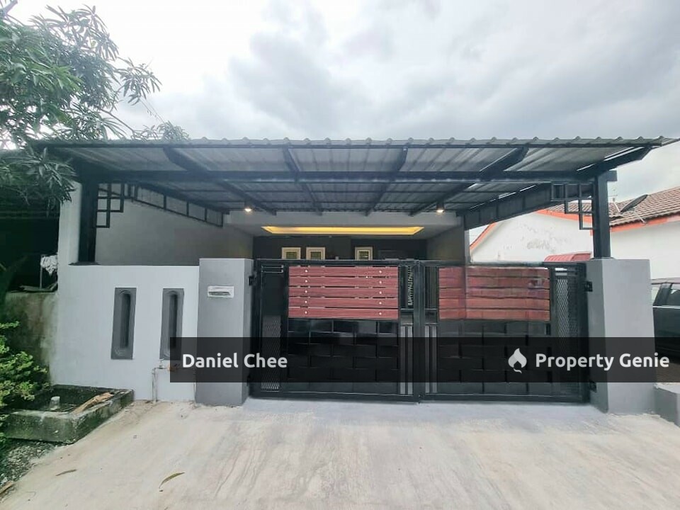 Klebang Full Renovated Single Storey End Lot House For Sale
