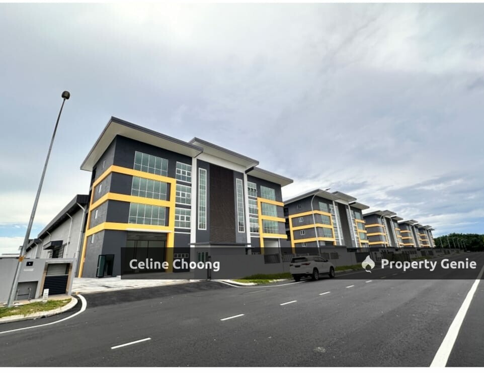 Meru new factory ready to move in C057