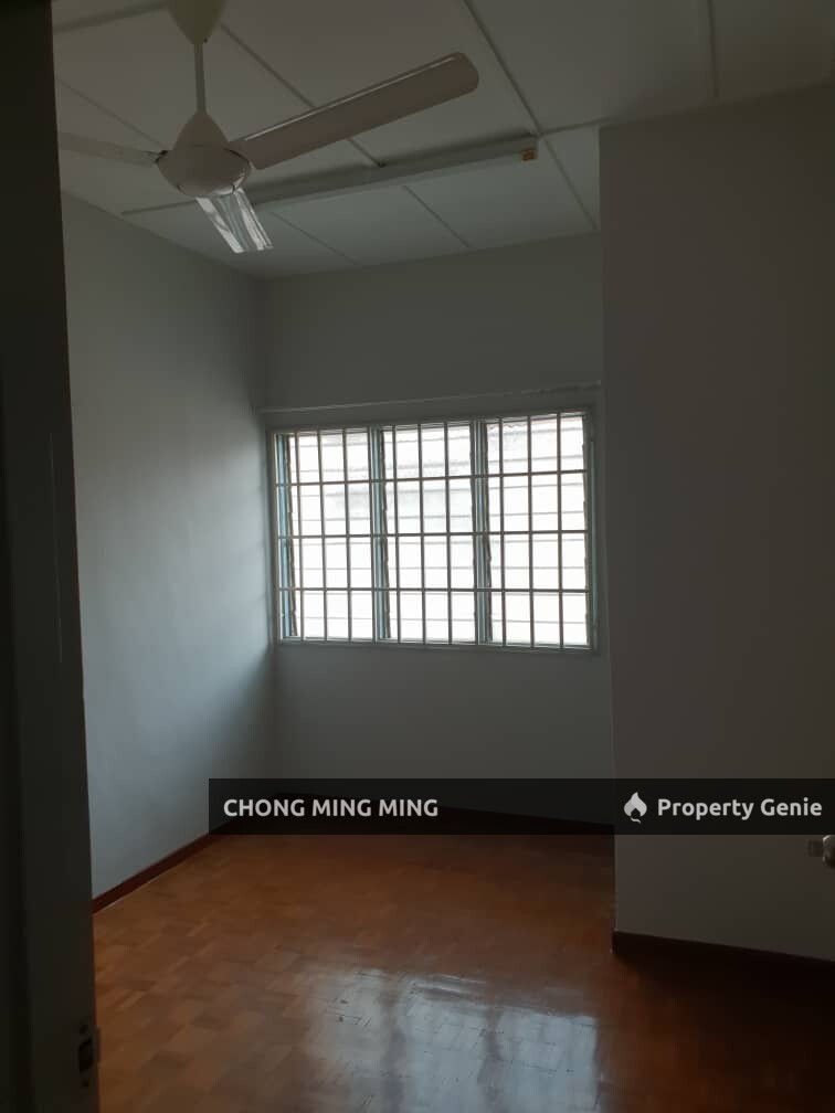 Double Storey Terrace House @ Taman Megah, Seremban for Rent