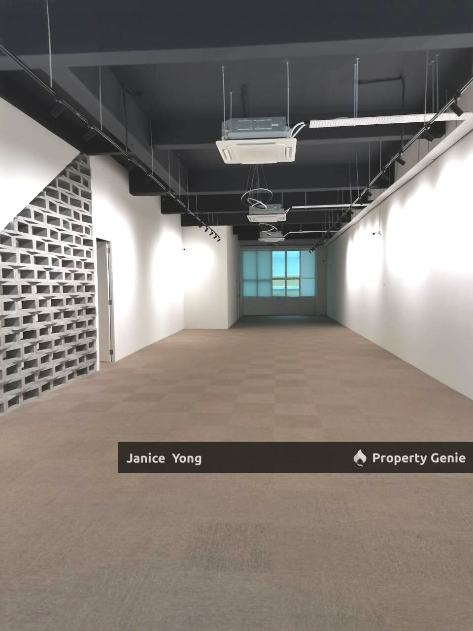 Taman Molek 1 Shoplot For Rent